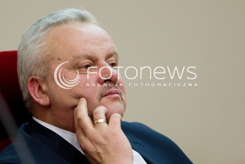  26.04.2012 RZESZOW SESJA NADZWYCZAJNA Z WNIOSKIEM O ODWOLANIE MARSZALKA WOJEWODZTWA PODKARPACKIEGO MIROSLAWA KARAPYTY N/Z MIROSLAW KARAPYTA MARSZALEK WOJEWODZTWA PODKARPACKIEGO  