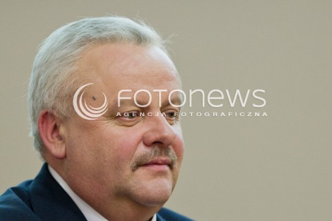  26.04.2012 RZESZOW SESJA NADZWYCZAJNA Z WNIOSKIEM O ODWOLANIE MARSZALKA WOJEWODZTWA PODKARPACKIEGO MIROSLAWA KARAPYTY N/Z MIROSLAW KARAPYTA MARSZALEK WOJEWODZTWA PODKARPACKIEGO  