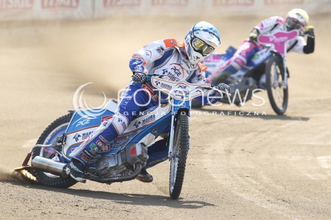  05.05.2013 RZESZOW ZUZEL SPEEDWAY ENEA EKSTRALIGA DERBY MALOPOLSKI MECZ PGE MARMA RZESZOW - UNIA TARNOW N/Z KACPER GOMOLSKI (ZOLTY), LUKASZ SOWKA (NIEBIESKI)  