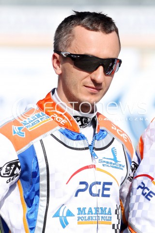  05.05.2013 RZESZOW ZUZEL SPEEDWAY ENEA EKSTRALIGA DERBY MALOPOLSKI MECZ PGE MARMA RZESZOW - UNIA TARNOW N/Z GRZEGORZ WALASEK SYLWETKA  