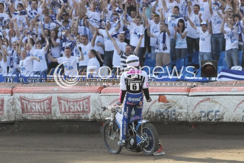  05.05.2013 RZESZOW ZUZEL SPEEDWAY ENEA EKSTRALIGA DERBY MALOPOLSKI MECZ PGE MARMA RZESZOW - UNIA TARNOW N/Z KACPER GOMOLSKI RADOSC KIBICE WYGRANA  