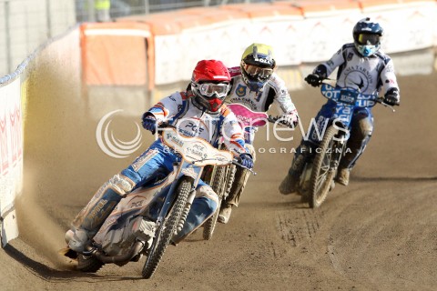  05.05.2013 RZESZOW ZUZEL SPEEDWAY ENEA EKSTRALIGA DERBY MALOPOLSKI MECZ PGE MARMA RZESZOW - UNIA TARNOW N/Z RAFAL OKONIEWSKI (CZERWONY), MARTIN VACULIK (ZOLTY), JANUSZ KOLODZIEJ (BIALY)  