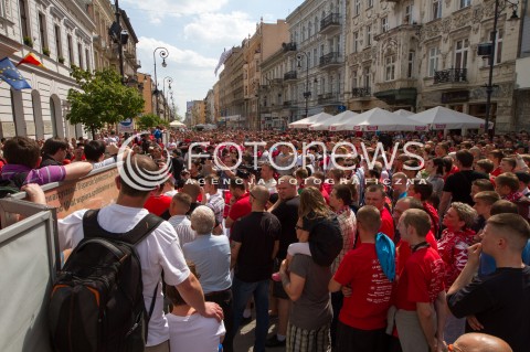  10.05.2013 LODZ PROTEST KIBICOW KLUBU WIDZEW LODZ W SPRAWIE BUDOWY NOWEGO STADIONU N/Z PROTEST KIBICOW  