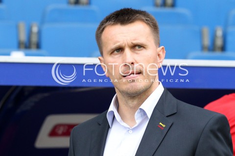  11.05.2013 KRAKOW PILKA NOZNA POLSKA T-MOBILE EKSTRAKLASA SEZON 2012/2013 <br />FOOTBALL POLISH EKSTRAKLASA SEASON 2012/2013 WISLA KRAKOW - KORONA KIELCE <br />N/Z LESZEK OJRZYNSKI TRENER ( HEAD COACH ) SYLWETKA <br /> 