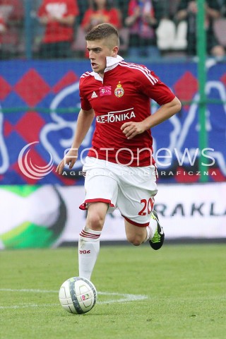  11.05.2013 KRAKOW PILKA NOZNA POLSKA T-MOBILE EKSTRAKLASA SEZON 2012/2013 <br />FOOTBALL POLISH EKSTRAKLASA SEASON 2012/2013 WISLA KRAKOW - KORONA KIELCE <br />N/Z MICHAL CHRAPEK SYLWETKA  <br /> 