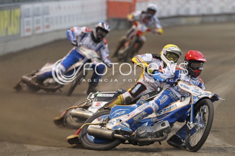  12.05.2013 RZESZOW ZUZEL SPEEDWAY ENEA EKSTRALIGA MECZ PGE MARMA RZESZOW - BETARD SPARTA WROCLAW <br />N/Z RAFAL OKONIEWSKI (CZERWONY), TAI WOFFINDEN (ZOLTY), DENNIS ANDERSSON (NIEBIESKI) <br /> 