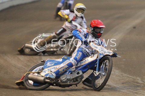  12.05.2013 RZESZOW ZUZEL SPEEDWAY ENEA EKSTRALIGA MECZ PGE MARMA RZESZOW - BETARD SPARTA WROCLAW <br />N/Z RAFAL OKONIEWSKI (CZERWONY), TAI WOFFINDEN (ZOLTY) <br /> 