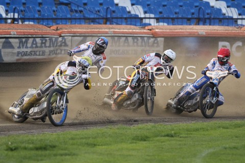  12.05.2013 RZESZOW ZUZEL SPEEDWAY ENEA EKSTRALIGA MECZ PGE MARMA RZESZOW - BETARD SPARTA WROCLAW <br />N/Z TROY BATCHELOR (ZOLTY), RAFAL OKONIEWSKI (CZERWONY), PATRYK DOLNY (BIALY), DENNIS ANDERSSON (NIEBIESKI) <br /> 