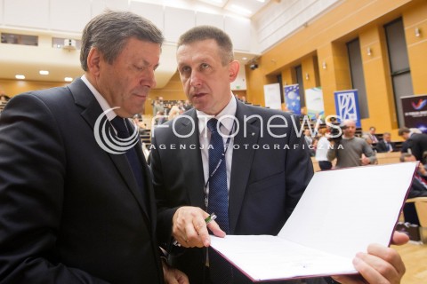  14.05.2013 RZESZOW IV FORUM INNOWACJI W RZESZOWIE<br />N/Z JANUSZ PIECHOCINSKI WICEPREMIER MINISTER GOSPODARKI (L) JAN BURY POSEL (P)  <br /> 