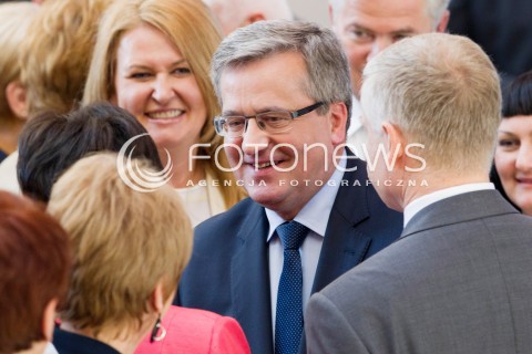  16.05.2013 RZESZOW PREZYDENT RP BRONISLAW KOMOROWSKI NA PODKARPACIU. OTWARCIE UNIWERSYTECKIEGO CENTRUM INNOWACJI I TRANSFERU WIEDZY TECHNICZNO-PRZYRODNICZEJ NA UNIWERSYTECIE RZESZOWSKIM. N/Z BRONISLAW KOMOROWSKI ELZBIETA LUKACIJEWSKA EUROPOSEL  