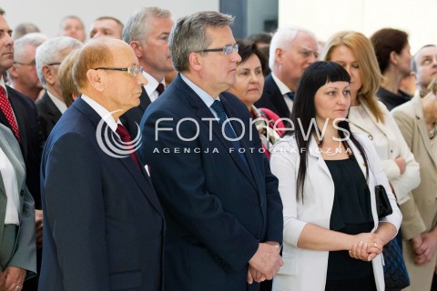  16.05.2013 RZESZOW PREZYDENT RP BRONISLAW KOMOROWSKI NA PODKARPACIU. OTWARCIE UNIWERSYTECKIEGO CENTRUM INNOWACJI I TRANSFERU WIEDZY TECHNICZNO-PRZYRODNICZEJ NA UNIWERSYTECIE RZESZOWSKIM. N/Z BRONISLAW KOMOROWSKI TADEUSZ FERENC MALGORZATA CHOMYCZ SMIGIELSKA  