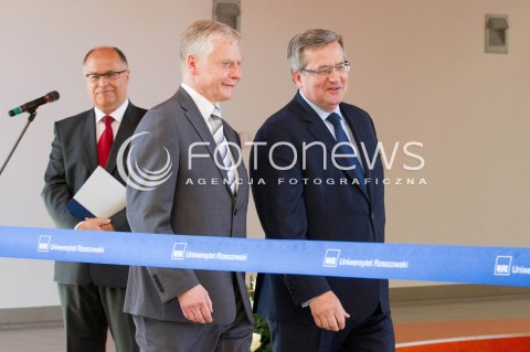  16.05.2013 RZESZOW PREZYDENT RP BRONISLAW KOMOROWSKI NA PODKARPACIU. OTWARCIE UNIWERSYTECKIEGO CENTRUM INNOWACJI I TRANSFERU WIEDZY TECHNICZNO-PRZYRODNICZEJ NA UNIWERSYTECIE RZESZOWSKIM. N/Z BRONISLAW KOMOROWSKI ALEKSANDER BOBKO REKTOR  