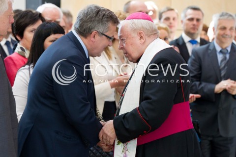  16.05.2013 RZESZOW PREZYDENT RP BRONISLAW KOMOROWSKI NA PODKARPACIU. OTWARCIE UNIWERSYTECKIEGO CENTRUM INNOWACJI I TRANSFERU WIEDZY TECHNICZNO-PRZYRODNICZEJ NA UNIWERSYTECIE RZESZOWSKIM. N/Z BRONISLAW KOMOROWSKI KAZIMIERZ GORNY BISKUP  