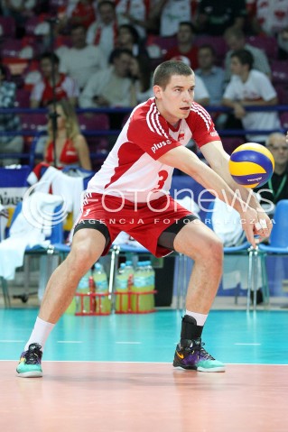  07.06.2013 WARSZAWA TORWAR<br />SIATKOWKA MEZCZYZN LIGA SWIATOWA 2013<br />FIVB VOLLEYBALL WORLD LEAGUE 2012 POLSKA - BRAZYLIA ( POLAND - BRAZIL )<br />N/Z DAWID KONARSKI SYLWETKA<br />  