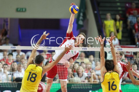  07.06.2013 WARSZAWA TORWAR<br />SIATKOWKA MEZCZYZN LIGA SWIATOWA 2013<br />FIVB VOLLEYBALL WORLD LEAGUE 2012 POLSKA - BRAZYLIA ( POLAND - BRAZIL )<br />N/Z VISSOTTO ( LEANDRO VISSOTTO NEVES ) DANTE AMARAL LUCAS SAATKAMP <br />  