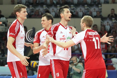  07.06.2013 WARSZAWA TORWAR<br />SIATKOWKA MEZCZYZN LIGA SWIATOWA 2013<br />FIVB VOLLEYBALL WORLD LEAGUE 2012 POLSKA - BRAZYLIA ( POLAND - BRAZIL )<br />N/Z PIOTR NOWAKOWSKI LUKASZ ZYGADLO PAWEL ZATORSKI ZBIGNIEW BARTMAN RADOSC<br />  