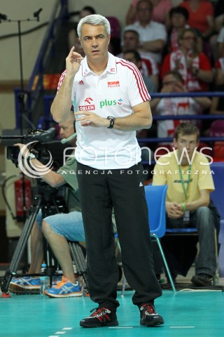  07.06.2013 WARSZAWA TORWAR<br />SIATKOWKA MEZCZYZN LIGA SWIATOWA 2013<br />FIVB VOLLEYBALL WORLD LEAGUE 2012 POLSKA - BRAZYLIA ( POLAND - BRAZIL )<br />N/Z ANDREA ANASTASI TRENER ( HEAD COACH ) SYLWETKA<br />  