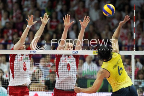  07.06.2013 WARSZAWA TORWAR<br />SIATKOWKA MEZCZYZN LIGA SWIATOWA 2013<br />FIVB VOLLEYBALL WORLD LEAGUE 2012 POLSKA - BRAZYLIA ( POLAND - BRAZIL )<br />N/Z ANDRZEJ WRONA BARTOSZ KUREK VISSOTTO ( LEANDRO VISSOTTO NEVES ) <br />  