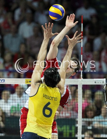  07.06.2013 WARSZAWA TORWAR<br />SIATKOWKA MEZCZYZN LIGA SWIATOWA 2013<br />FIVB VOLLEYBALL WORLD LEAGUE 2012 POLSKA - BRAZYLIA ( POLAND - BRAZIL )<br />N/Z BARTOSZ KUREK VISSOTTO ( LEANDRO VISSOTTO NEVES ) <br />  