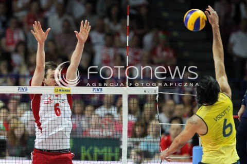  07.06.2013 WARSZAWA TORWAR<br />SIATKOWKA MEZCZYZN LIGA SWIATOWA 2013<br />FIVB VOLLEYBALL WORLD LEAGUE 2012 POLSKA - BRAZYLIA ( POLAND - BRAZIL )<br />N/Z VISSOTTO ( LEANDRO VISSOTTO NEVES ) BARTOSZ KUREK ANDRZEJ WRONA <br />  