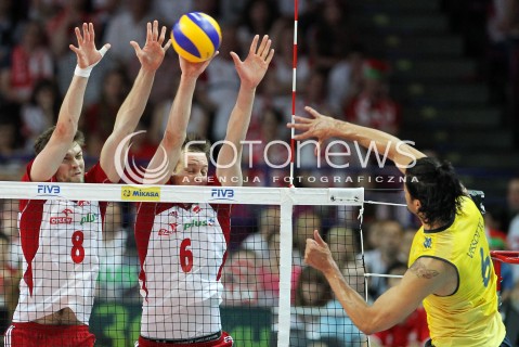 07.06.2013 WARSZAWA TORWAR<br />SIATKOWKA MEZCZYZN LIGA SWIATOWA 2013<br />FIVB VOLLEYBALL WORLD LEAGUE 2012 POLSKA - BRAZYLIA ( POLAND - BRAZIL )<br />N/Z VISSOTTO ( LEANDRO VISSOTTO NEVES ) BARTOSZ KUREK ANDRZEJ WRONA<br />  