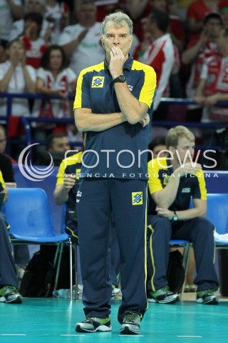  07.06.2013 WARSZAWA TORWAR<br />SIATKOWKA MEZCZYZN LIGA SWIATOWA 2013<br />FIVB VOLLEYBALL WORLD LEAGUE 2012 POLSKA - BRAZYLIA ( POLAND - BRAZIL )<br />N/Z BERNARDO REZENDE TRENER ( HEAD COACH ) SYLWETKA<br />  