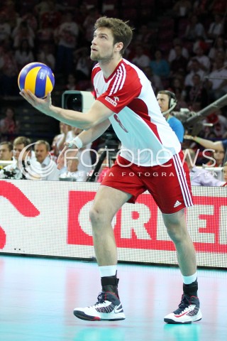  07.06.2013 WARSZAWA TORWAR<br />SIATKOWKA MEZCZYZN LIGA SWIATOWA 2013<br />FIVB VOLLEYBALL WORLD LEAGUE 2012 POLSKA - BRAZYLIA ( POLAND - BRAZIL )<br />N/Z ANDRZEJ WRONA SYLWETKA<br />  