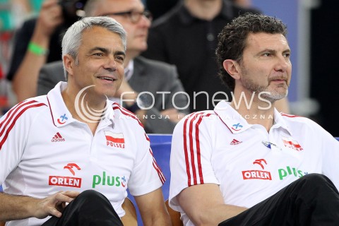  09.06.2013 LODZ ATLAS ARENA<br />SIATKOWKA MEZCZYZN LIGA SWIATOWA 2013<br />FIVB VOLLEYBALL WORLD LEAGUE 2012 POLSKA - BRAZYLIA ( POLAND - BRAZIL )<br />N/Z ANDREA ANASTASI TRENER ( HEAD COACH ) ANDREA GARDINI II TRENER ( ASSISTANT COACH ) <br /> 