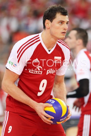  09.06.2013 LODZ ATLAS ARENA<br />SIATKOWKA MEZCZYZN LIGA SWIATOWA 2013<br />FIVB VOLLEYBALL WORLD LEAGUE 2012 POLSKA - BRAZYLIA ( POLAND - BRAZIL )<br />N/Z ZBIGNIEW BARTMAN SYLWETKA <br /> 