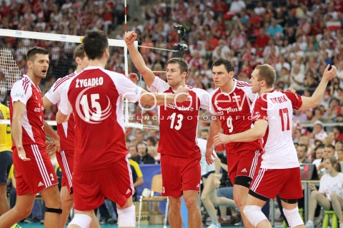  09.06.2013 LODZ ATLAS ARENA<br />SIATKOWKA MEZCZYZN LIGA SWIATOWA 2013<br />FIVB VOLLEYBALL WORLD LEAGUE 2012 POLSKA - BRAZYLIA ( POLAND - BRAZIL )<br />N/Z MICHAL WINIARSKI ZBIGNIEW BARTMAN MICHAL KUBIAK PAWEL ZATORSKI LUKASZ ZYGADLO RADOSC EMOCJE <br /> 
