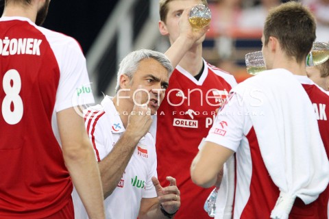  09.06.2013 LODZ ATLAS ARENA<br />SIATKOWKA MEZCZYZN LIGA SWIATOWA 2013<br />FIVB VOLLEYBALL WORLD LEAGUE 2012 POLSKA - BRAZYLIA ( POLAND - BRAZIL )<br />N/Z ANDREA ANASTASI TRENER ( HEAD COACH ) PIOTR NOWAKOWSKI <br /> 