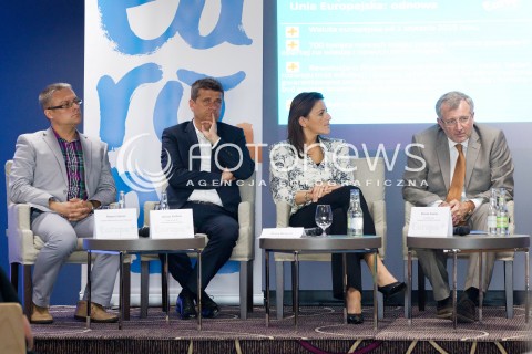  13.06.2013 RZESZOW KONGRES EUROPA PLUS W RZESZOWIE <br />N/Z ROBERT SMUCZ JANUSZ PALIKOT MARTA NIEWCZAS MAREK SIWIEC <br /> 