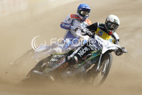  16.06.2013 RZESZOW ZUZEL SPEEDWAY ENEA EKSTRALIGA MECZ PGE MARMA RZESZOW - UNIBAX TORUN <br />N/Z JURICA PAVLIC (NIEBIESKI), CHRIS HOLDER (BIALY)<br /> 