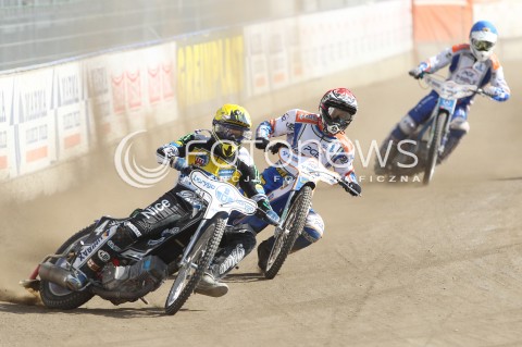  16.06.2013 RZESZOW ZUZEL SPEEDWAY ENEA EKSTRALIGA MECZ PGE MARMA RZESZOW - UNIBAX TORUN <br />
N/Z TOMASZ GOLLOB (ZOLTY), LUKASZ SOWKA (NIEBIESKI), GRZEGORZ WALASEK (CZERWONY)<br />
 