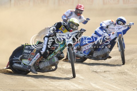  16.06.2013 RZESZOW ZUZEL SPEEDWAY ENEA EKSTRALIGA MECZ PGE MARMA RZESZOW - UNIBAX TORUN <br />
N/Z JURICA PAVLIC (NIEBIESKI), CHRIC HOLDER (ZOLTY), RAFAL OKONIEWSKI (CZERWONY) <br />
 