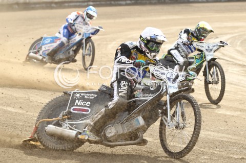  16.06.2013 RZESZOW ZUZEL SPEEDWAY ENEA EKSTRALIGA MECZ PGE MARMA RZESZOW - UNIBAX TORUN <br />
N/Z KAMIL BRZOZOWSKI (BIALY), LUKASZ SOWKA (NIEBIESKI), CHRIS HOLDER (ZOLTY)<br />
 