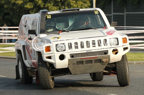  21.06.2013 RZESZOW RAJD BAJA CARPATHIA 2013<br />N/Z MIROSLAV ZAPLETAL MACIEJ MARTON SAMOCHOD HUMMER H3 EVO <br /> 