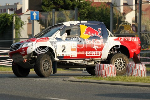  21.06.2013 RZESZOW RAJD BAJA CARPATHIA 2013<br />N/Z ADAM MALYSZ RAFAL MARTON SAMOCHOD TOYOTA HILUX <br /> 