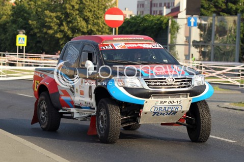  21.06.2013 RZESZOW RAJD BAJA CARPATHIA 2013<br />N/Z IMRE FODOR MARK MESTERHAZI SAMOCHOD TOYOTA HILUX <br /> 
