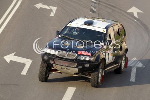 21.06.2013 RZESZOW RAJD BAJA CARPATHIA 2013<br />N/Z PAL LONYAI ZOLTAN GARAMVOLGYI SAMOCHOD BMW X5 <br /> 