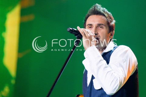  28.06.2013 RZESZOW<br />
EUROPEJSKI STADION KULTURY W RZESZOWIE<br />
KONCERT INAUGURUJACY ZJEDNOCZENI W ROZNORODNOSCI<br />
N/Z SEBASTIAN KARPIEL BULECKA ZESPOL ZAKOPOWER <br />
 