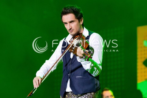  28.06.2013 RZESZOW<br />
EUROPEJSKI STADION KULTURY W RZESZOWIE<br />
KONCERT INAUGURUJACY ZJEDNOCZENI W ROZNORODNOSCI<br />
N/Z SEBASTIAN KARPIEL BULECKA ZESPOL ZAKOPOWER <br />
 