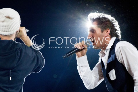  28.06.2013 RZESZOW<br />
EUROPEJSKI STADION KULTURY W RZESZOWIE<br />
KONCERT INAUGURUJACY ZJEDNOCZENI W ROZNORODNOSCI<br />
N/Z SEBASTIAN KARPIEL BULECKA ZESPOL ZAKOPOWER <br />
 