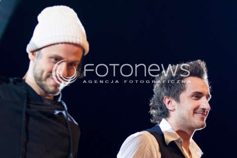  28.06.2013 RZESZOW<br />
EUROPEJSKI STADION KULTURY W RZESZOWIE<br />
KONCERT INAUGURUJACY ZJEDNOCZENI W ROZNORODNOSCI<br />
N/Z SEBASTIAN KARPIEL BULECKA (P) ZESPOL ZAKOPOWER ANDRIEJ SUN ZAPOROZEC (L)<br />
 