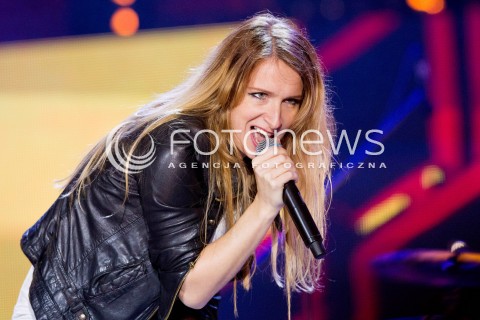  28.06.2013 RZESZOW<br />
EUROPEJSKI STADION KULTURY W RZESZOWIE<br />
KONCERT INAUGURUJACY ZJEDNOCZENI W ROZNORODNOSCI<br />
GWIAZDA KONCERTU ZESPOL GUANO APES<br />
N/Z SANDRA NASIC ZESPOL GUANO APES <br />
 