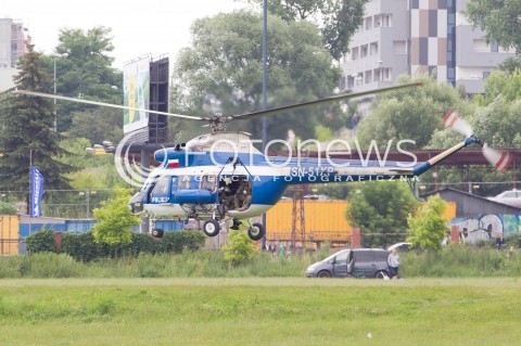  30.06.2013 KRAKOW<br />IX MALOPOLSKI PIKNIK LOTNICZY W KRAKOWIE<br />N/Z HELIKOPTER SMIGLOWIEC POLICYJNY PZL KANIA SN-51XP <br /> 
