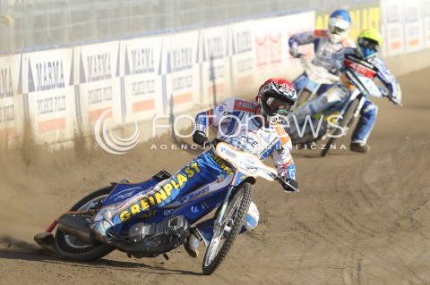  04.07.2013 RZESZOW ZUZEL SPEEDWAY ENEA EKSTRALIGA MECZ PGE MARMA RZESZOW - FOGO UNIA LESZNO <br />N/Z KENNETH BJERRE (ZOLTY), LUKASZ SOWKA (NIEBIESKI), GRZEGORZ WALASEK (CZERWONY)<br /> 