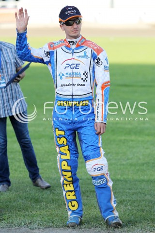  04.07.2013 RZESZOW ZUZEL SPEEDWAY ENEA EKSTRALIGA MECZ PGE MARMA RZESZOW - FOGO UNIA LESZNO <br />N/Z GRZEGORZ WALASEK SYLWETKA<br /> 