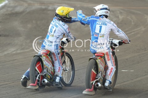  04.07.2013 RZESZOW ZUZEL SPEEDWAY ENEA EKSTRALIGA MECZ PGE MARMA RZESZOW - FOGO UNIA LESZNO <br />N/Z PIOTR PAWLICKI PRZEMYSLAW PAWLICKI RADOSC<br /> 