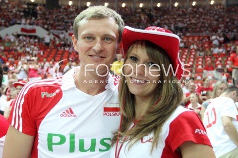  05.07.2013 KATOWICE SPODEK<br />SIATKOWKA MEZCZYZN LIGA SWIATOWA 2013<br />FIVB VOLLEYBALL WORLD LEAGUE 2013 POLSKA - USA <br />N/Z KIBIC KIBICE DOPING EMOCJE  <br /> 